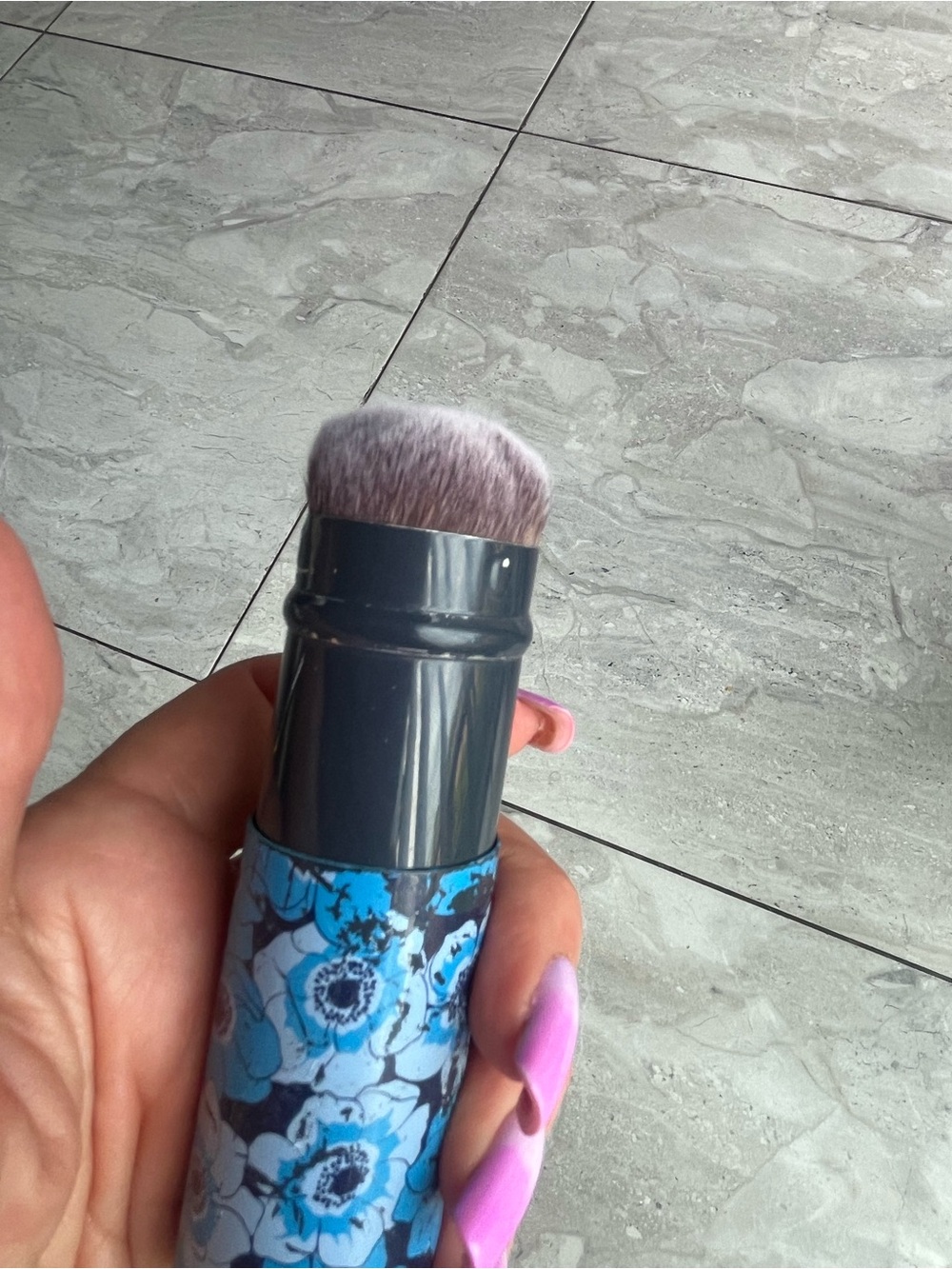 Isaac Mizrahi Navy and blue travel make up brush - Picture 5 of 7
